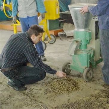 mk-04-diesel-engine-100-150-kg-h-animal-feed