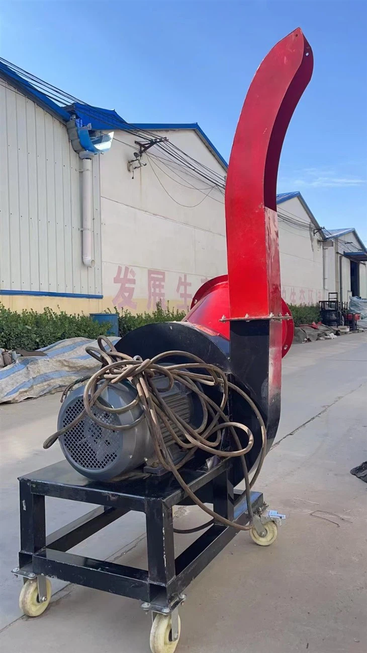 Distinctive Tooth And Claw Crusher